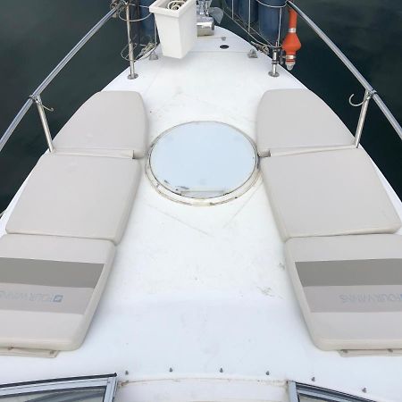 Superbe Bateau « Le Nanylia » Hotel Boulogne-sur-Mer Kültér fotó